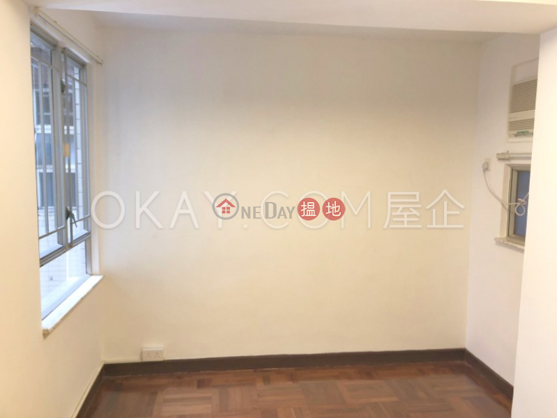 Stylish 3 bedroom with balcony & parking | Rental 39 Kennedy Road | Wan Chai District | Hong Kong Rental, HK$ 37,000/ month
