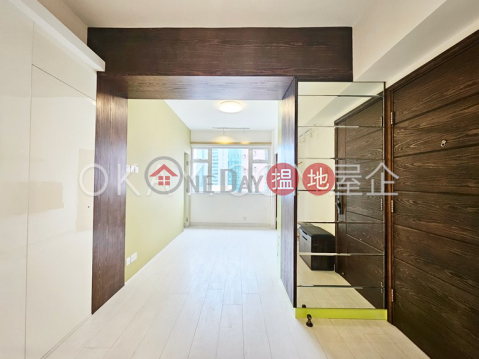 Lovely 2 bedroom on high floor with parking | Rental | Shan Shing Building 山勝大廈 _0