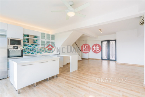 Nicely kept house with rooftop, terrace | Rental | Burlingame Garden 柏寧頓花園 _0