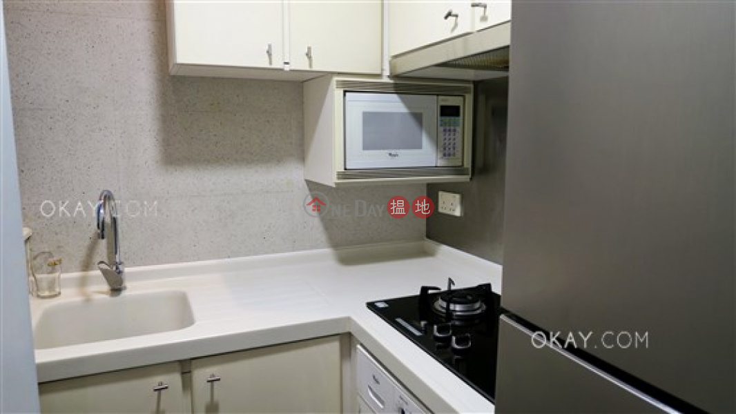 HK$ 8.4M, Bella Vista | Western District | Generous 2 bedroom in Mid-levels West | For Sale