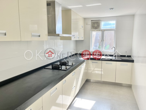 Stylish house with terrace & parking | For Sale | Las Pinadas 松濤苑 _0