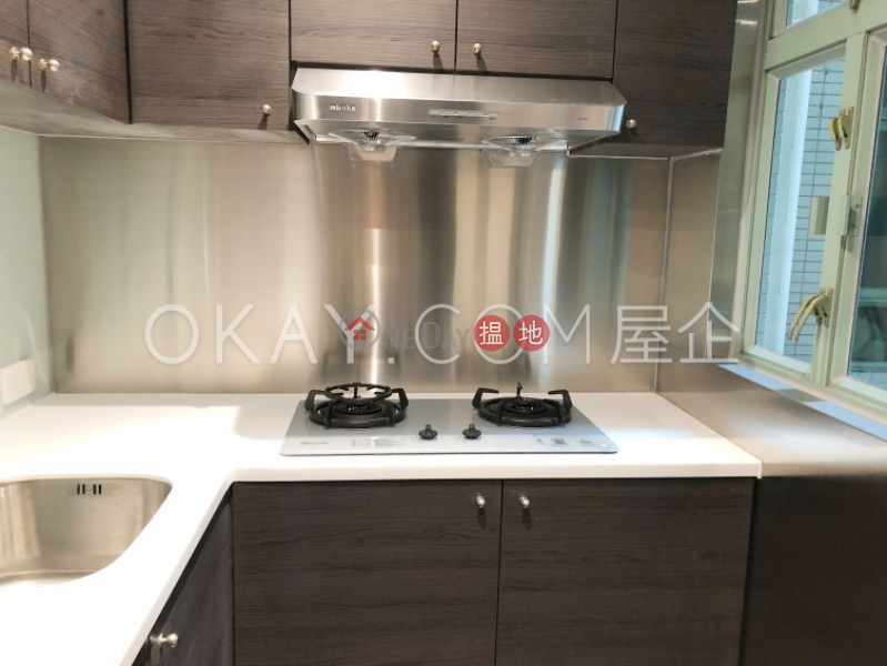 HK$ 35,000/ month, Goldwin Heights | Western District Gorgeous 3 bedroom in Mid-levels West | Rental