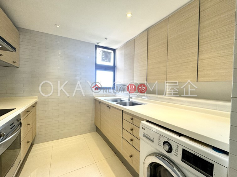 Charming 2 bedroom on high floor with parking | For Sale | Parkview Club & Suites Hong Kong Parkview 陽明山莊 山景園 Sales Listings