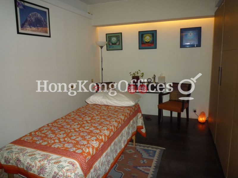 World Wide Commercial Building, Low Office / Commercial Property, Rental Listings, HK$ 115,000/ month