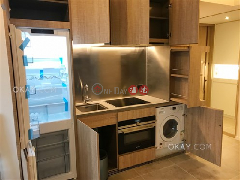 HK$ 30,000/ month, Bohemian House Western District, Gorgeous 2 bed on high floor with sea views & balcony | Rental