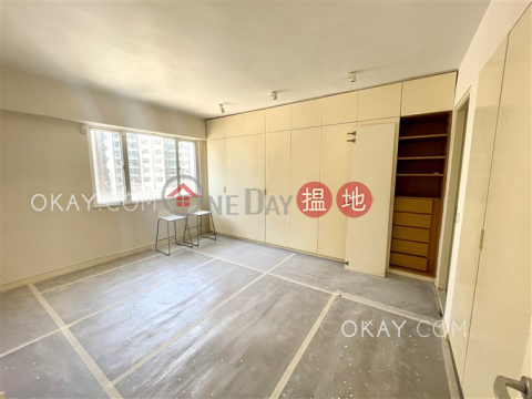 Gorgeous 3 bedroom with parking | Rental, Emerald Gardens 雅翠園 | Western District (OKAY-R64325)_0