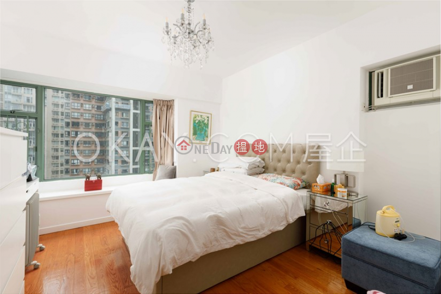 Property Search Hong Kong | OneDay | Residential Sales Listings Elegant 3 bedroom in Mid-levels West | For Sale