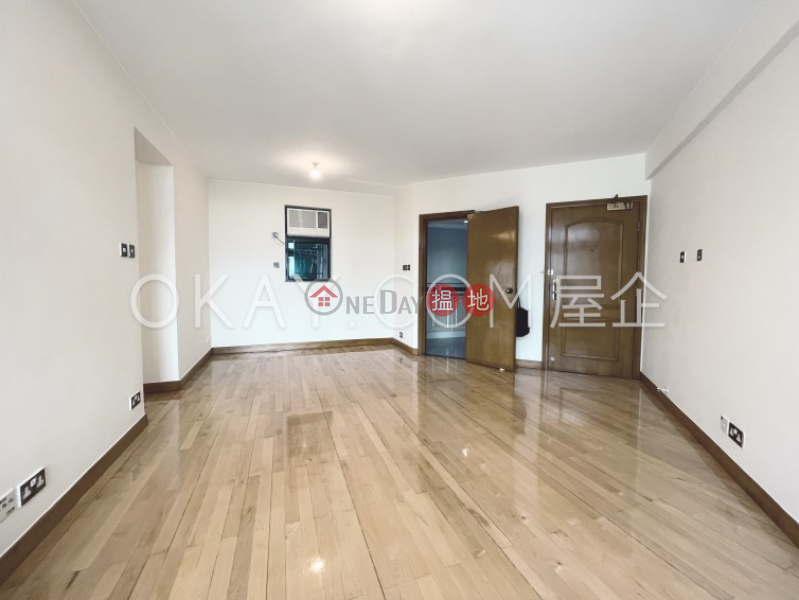 HK$ 29,000/ month, Scholastic Garden Western District | Gorgeous 3 bedroom on high floor | Rental