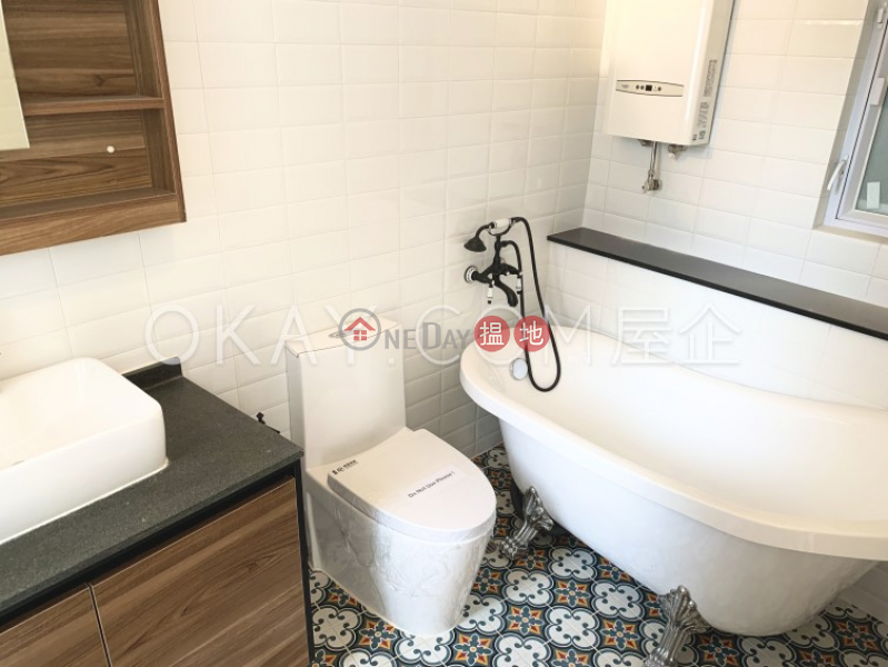 HK$ 66,000/ month, Beverly Hill, Wan Chai District | Lovely 4 bedroom with balcony & parking | Rental