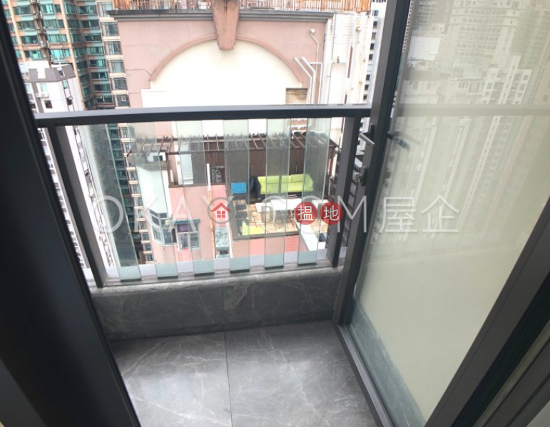 HK$ 27,800/ month, The Pierre Central District | Intimate 1 bedroom on high floor with balcony | Rental