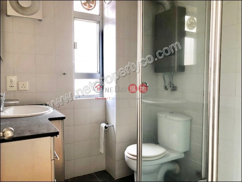 Apartment for Rent in Happy Valley, Village Tower 山村大廈 Rental Listings | Wan Chai District (A008100)