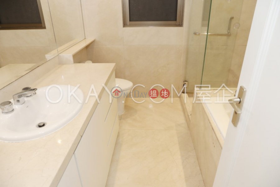 Rare 3 bedroom with balcony & parking | Rental | Parkview Terrace Hong Kong Parkview 陽明山莊 涵碧苑 Rental Listings