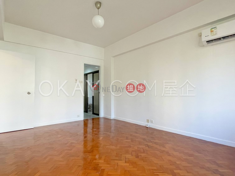 Charming 2 bedroom with parking | Rental, Hecny Court 均輝閣 Rental Listings | Wan Chai District (OKAY-R31846)