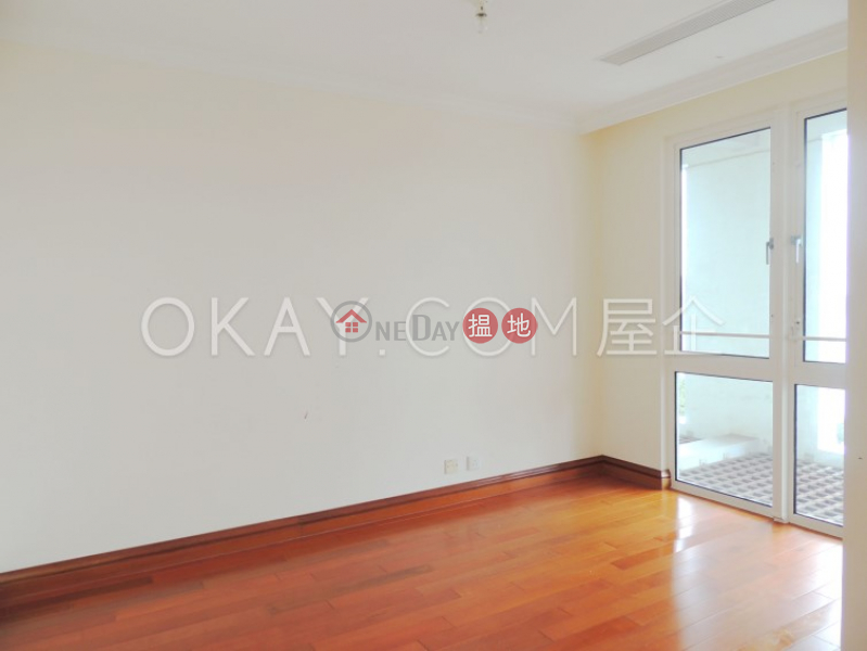 HK$ 102,000/ month Block 4 (Nicholson) The Repulse Bay | Southern District | Luxurious 4 bedroom with sea views, balcony | Rental