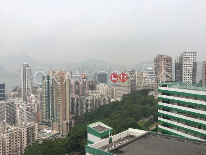 Efficient 4 bedroom with balcony & parking | For Sale | Summit Court 雲峰大廈 Sales Listings