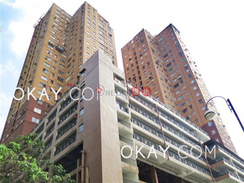 Intimate 2 bedroom on high floor with parking | Rental | Tai Hang Terrace 大坑台 Rental Listings