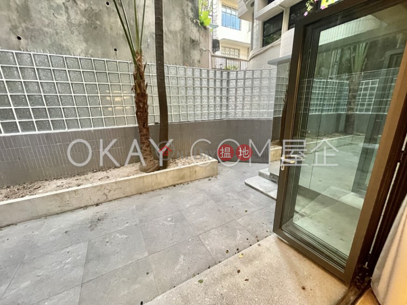 HK$ 66,000/ month | Pine Gardens, Wan Chai District | Exquisite 3 bedroom with parking | Rental