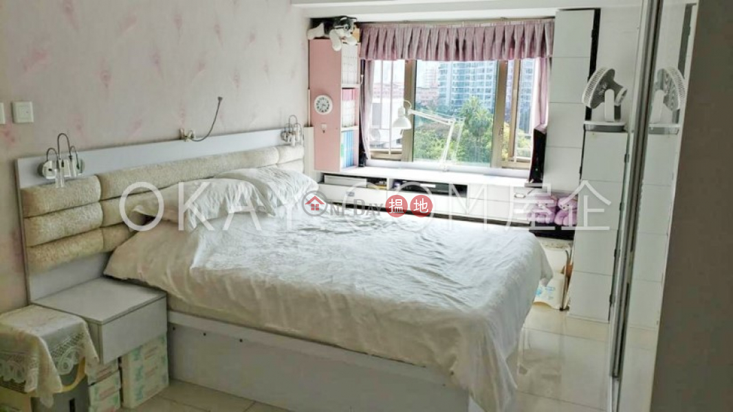 Rare 3 bedroom with parking | For Sale 1 King\'s Park Rise | Yau Tsim Mong, Hong Kong | Sales HK$ 24M