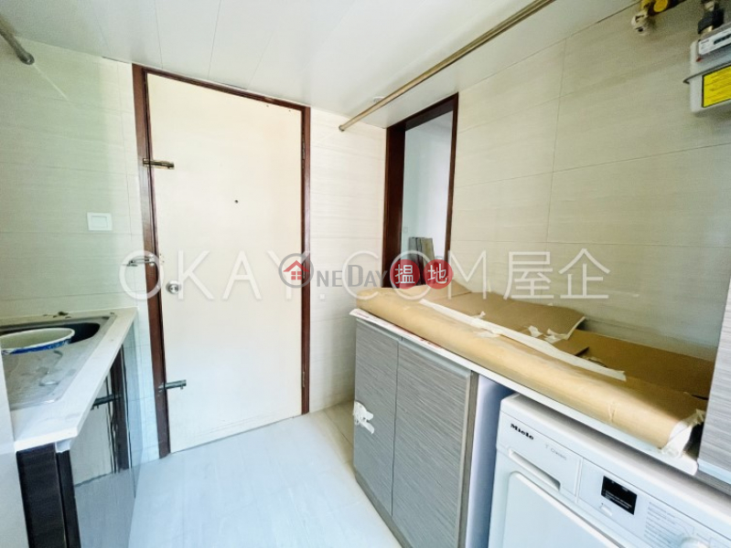 Unique 4 bedroom on high floor with parking | Rental | Dynasty Court 帝景園 Rental Listings