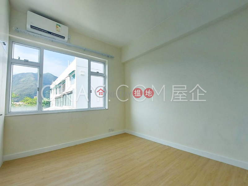 Efficient 3 bedroom with parking | Rental | Pak Villa 碧園 Rental Listings