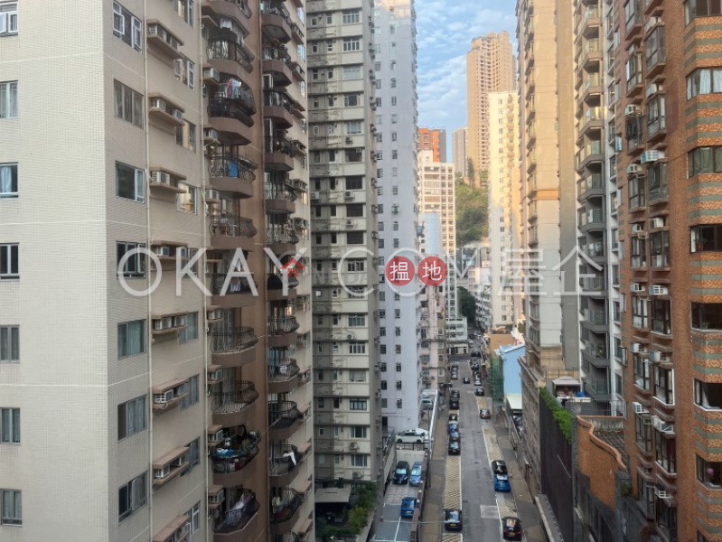 HK$ 25,000/ month 10-12 Shan Kwong Road, Wan Chai District Tasteful 2 bedroom in Happy Valley | Rental