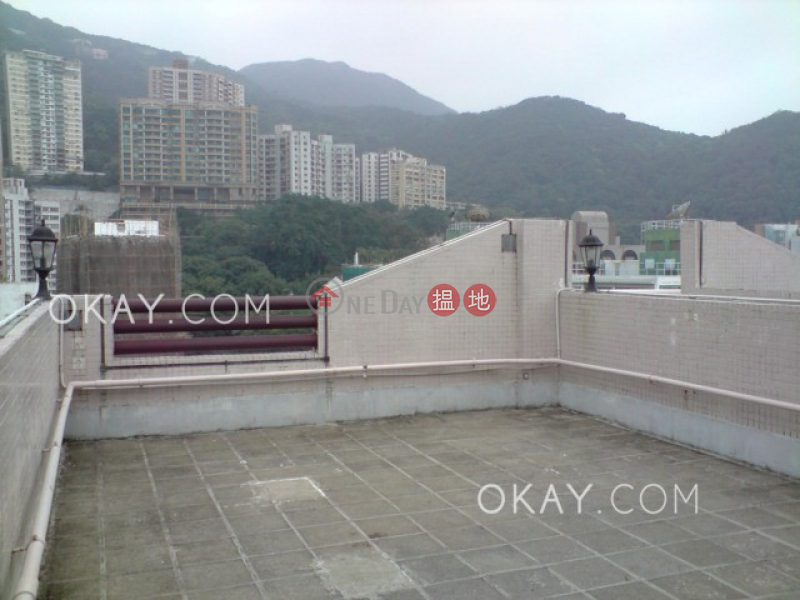 Generous 2 bedroom on high floor with rooftop | For Sale | The Bonham Mansion 采文軒 Sales Listings