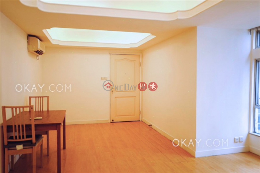 Property Search Hong Kong | OneDay | Residential | Rental Listings | Intimate 3 bedroom in Sheung Wan | Rental