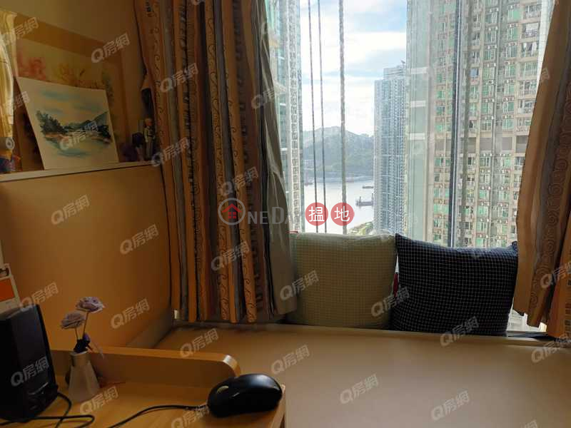 Tower 8 - R Wing Phase 2B Le Prime Lohas Park | 3 bedroom High Floor Flat for Sale | Tower 8 - R Wing Phase 2B Le Prime Lohas Park 日出康城 2期B 領峰 8座 (右翼) Sales Listings