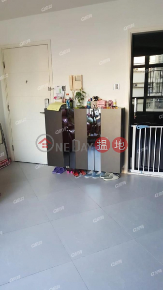 Property Search Hong Kong | OneDay | Residential Sales Listings South Horizons Phase 4, Albany Court Block 32 | 2 bedroom High Floor Flat for Sale
