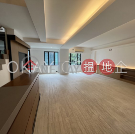 Efficient 3 bed on high floor with balcony & parking | Rental | Park View Court 恆柏園 _0