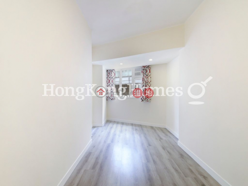 3 Bedroom Family Unit for Rent at Carol Mansion, 36-42 Lyttelton Road | Western District Hong Kong Rental | HK$ 44,500/ month