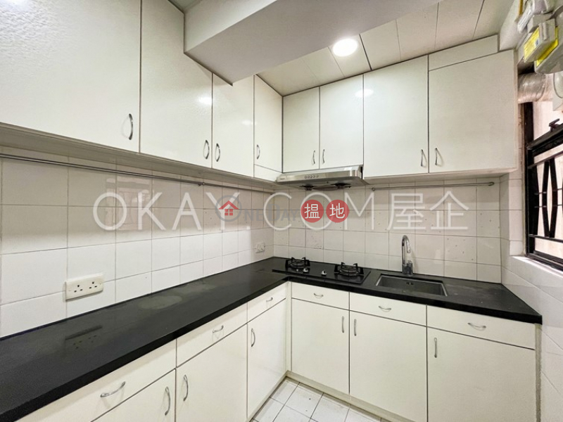 Lovely 2 bedroom in Tai Hang | For Sale, Illumination Terrace 光明臺 Sales Listings | Wan Chai District (OKAY-S1511)