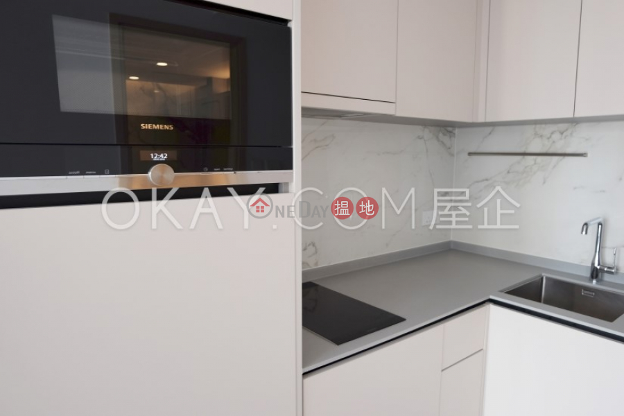 HK$ 26,000/ month, Resiglow Pokfulam, Western District Lovely 1 bedroom on high floor with balcony | Rental