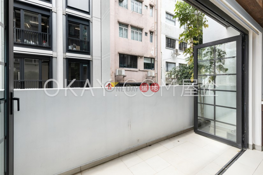 Property Search Hong Kong | OneDay | Residential Sales Listings | Lovely 3 bedroom on high floor with rooftop & terrace | For Sale