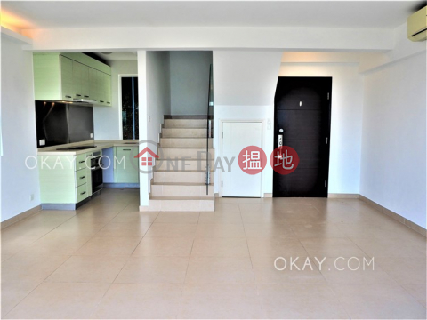 Unique house with sea views, balcony | Rental | Leyburn Villas, House A1 麗濱別墅 A1座 _0