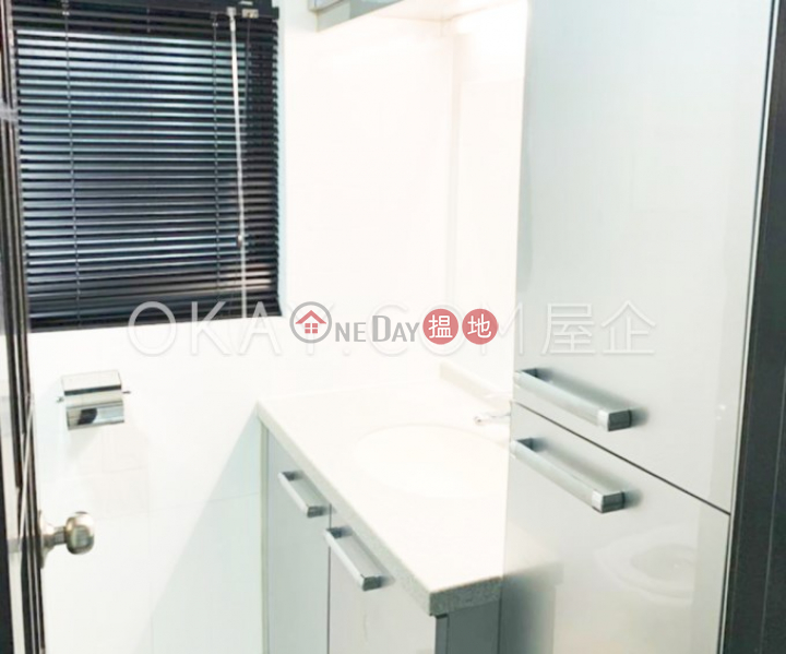 HK$ 12.4M, Wilton Place | Western District, Popular 2 bedroom on high floor | For Sale