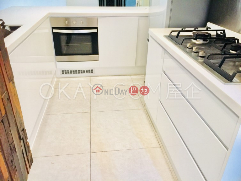 Property Search Hong Kong | OneDay | Residential, Sales Listings Efficient 3 bedroom in Mid-levels West | For Sale