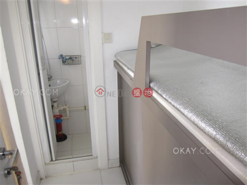 Lovely 3 bedroom with balcony | Rental, Centrestage 聚賢居 Rental Listings | Central District (OKAY-R510)