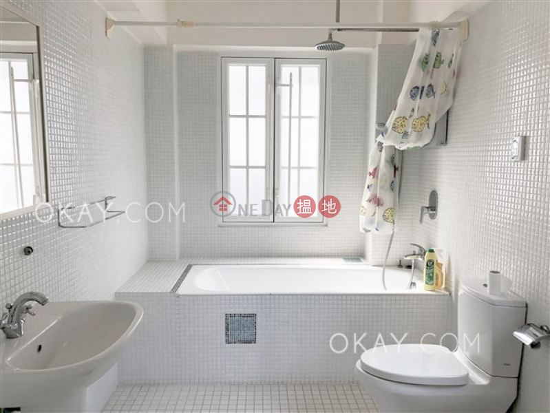 HK$ 40,000/ month | Fair Wind Manor Western District Elegant 2 bedroom in Mid-levels West | Rental