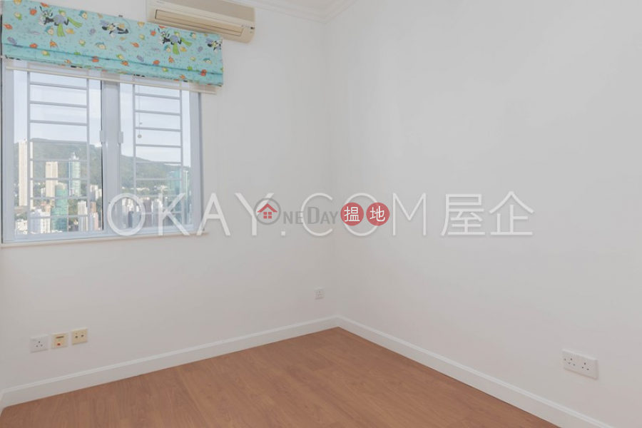 HK$ 63M, Stubbs Villa, Wan Chai District, Efficient 4 bed on high floor with racecourse views | For Sale