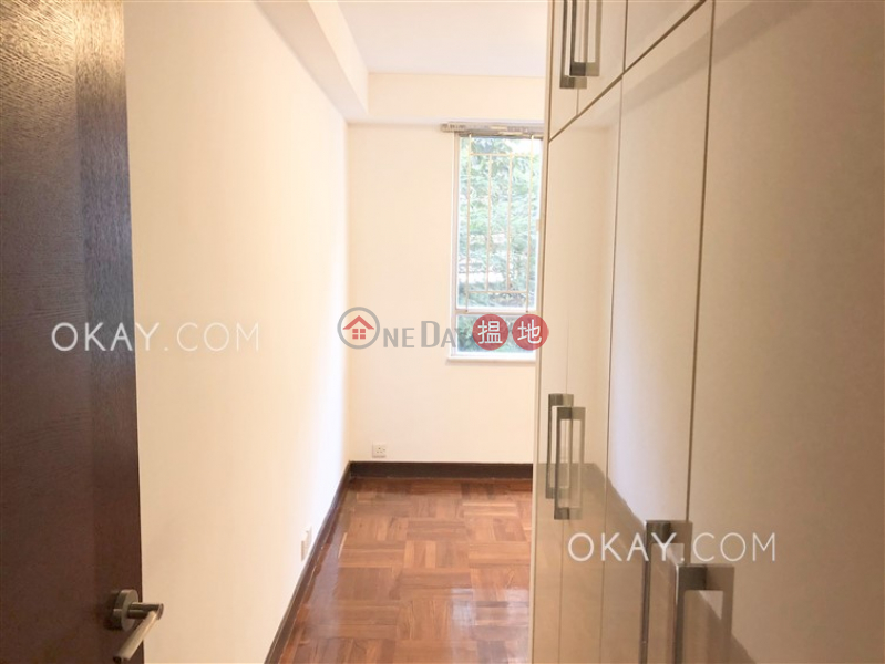HK$ 18M, Block 5 Phoenix Court | Wan Chai District | Efficient 3 bedroom with balcony & parking | For Sale