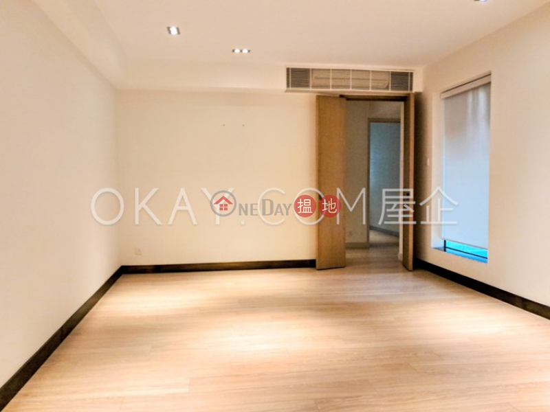 HK$ 70,000/ month | Mirror Marina Western District | Unique 3 bedroom with terrace & parking | Rental