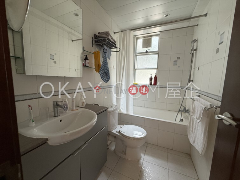 香港搵樓|租樓|二手盤|買樓| 搵地 | 住宅出售樓盤|3房2廁,實用率高,連車位,露台鳳凰閣 5座出售單位