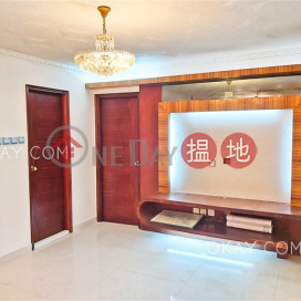 Efficient 3 bedroom in North Point | For Sale | Pak Lee Court Bedford Gardens 百利閣 _0