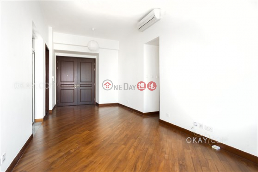 Luxurious 3 bedroom with balcony | For Sale, 1 Hoi Wang Road | Yau Tsim Mong | Hong Kong Sales | HK$ 19M