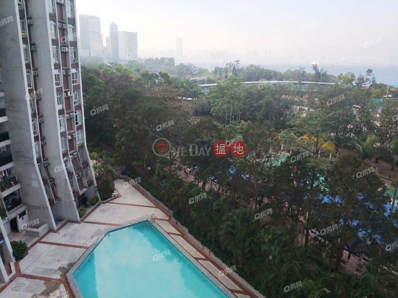 Property Search Hong Kong | OneDay | Residential | Rental Listings, (T-41) Lotus Mansion Harbour View Gardens (East) Taikoo Shing | 3 bedroom Low Floor Flat for Rent