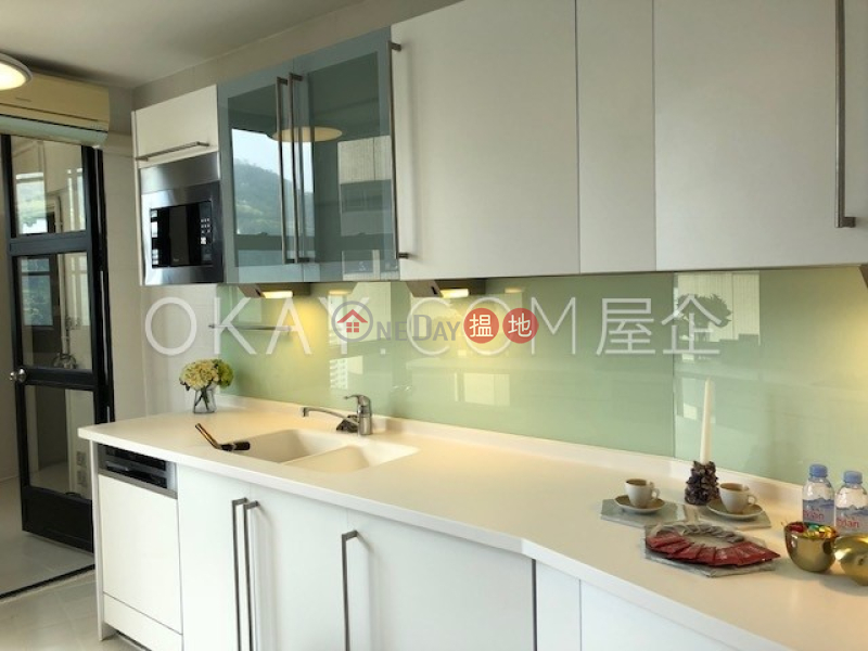 Beautiful 2 bed on high floor with balcony & parking | Rental | Queen\'s Garden 裕景花園 Rental Listings