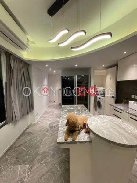 Stylish 2 bedroom with sea views, balcony | Rental | Seaview Garden 海景台 Rental Listings