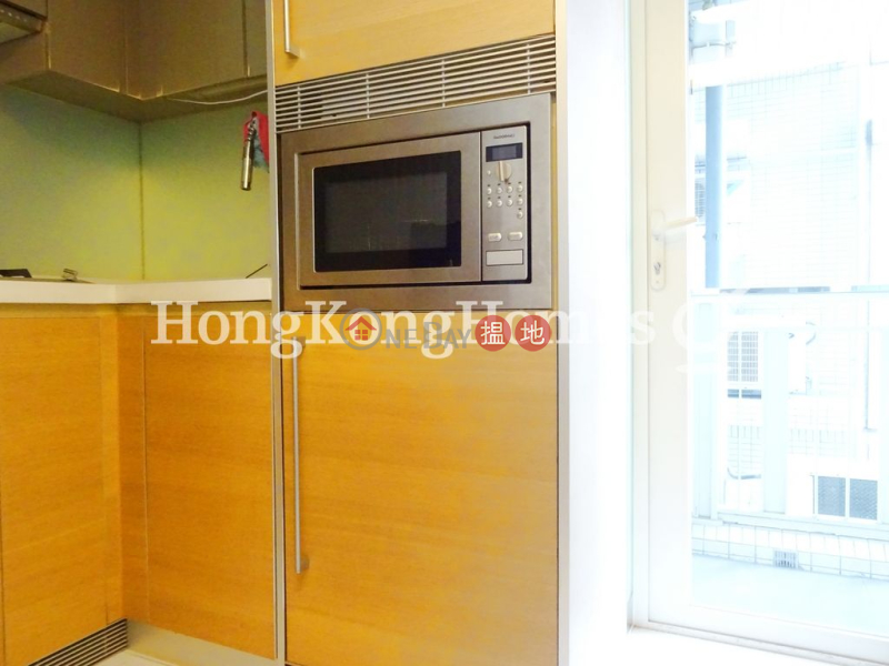 3 Bedroom Family Unit for Rent at Centrestage | 108 Hollywood Road | Central District, Hong Kong | Rental | HK$ 45,000/ month