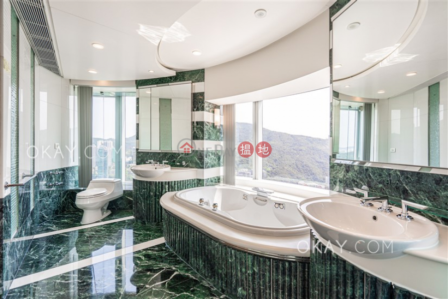 Exquisite 4 bedroom on high floor with parking | Rental | High Cliff 曉廬 Rental Listings